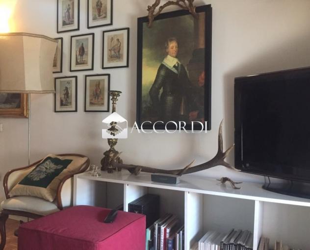 CASA INDIPENDENTE di 7 vani e di 192 mq (CONEGLIANO) rif. MM03_8