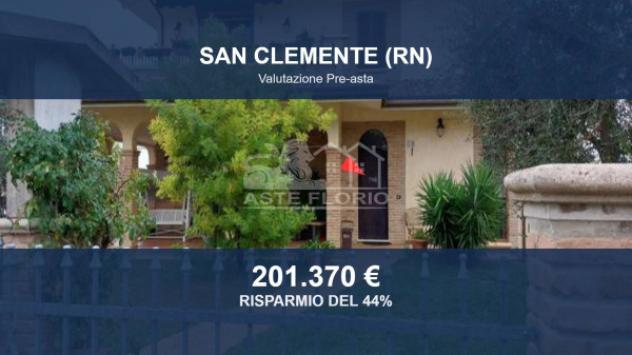 Immobile in asta di 245 m², box auto in vendita a San Clemente