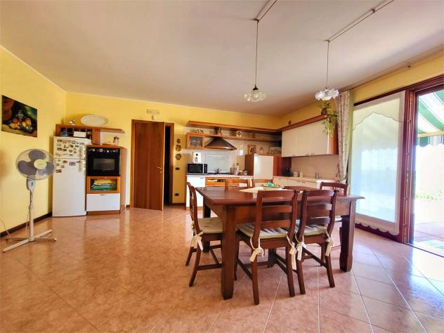 V005554 - VILLAFRANCA – VILLA SINGOLA CON GIARDINO DI 2.000 MQ - Foto 12