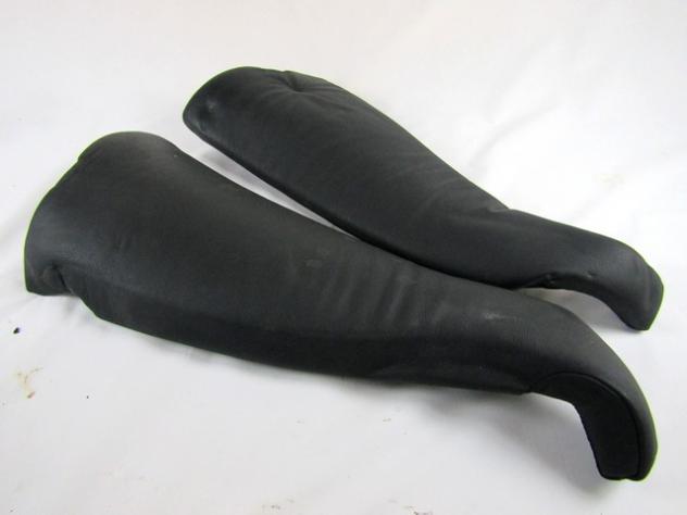 52207077923 COPPIA FIANCHETTI SEDILI POSTERIORI IN PELLE NERA BMW X5 3.0 D 4X4 135KW AUT 5P (2003) RICAMBIO USATO 52207077924