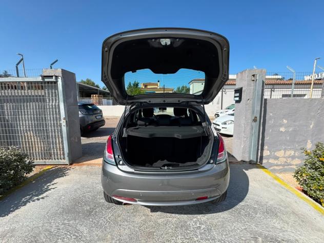 LANCIA YPSILON - NEOPATENTATI -PREZZO VERO - Foto 6