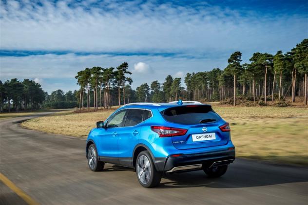 Nissan Qashqai II 2017 1.7 dci N-Motion 150cv - Foto 5