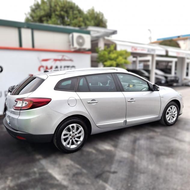 Renault Megane Mane dCi 110CV Start&Stop SporTour Energy Limited - Foto 4