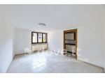 Casa indipendente di 140 m² con 3 locali e box auto in vendita a Luino