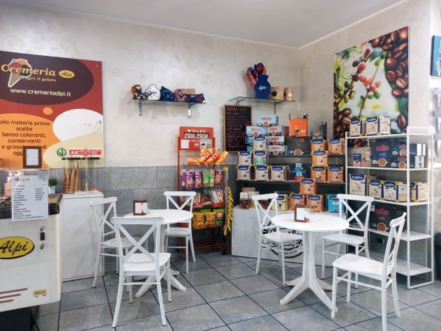 bar gastronomia fredda ricariche zona Dragona cedo in vendita - Foto 2