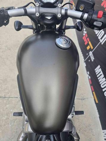 TRIUMPH Bonneville Bobber Video 360 rif. 24000045 - Foto 7