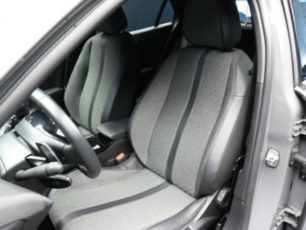 PEUGEOT 2008 PureTech 130CV S&S EAT8 Allure rif. 23460470 - Foto 9