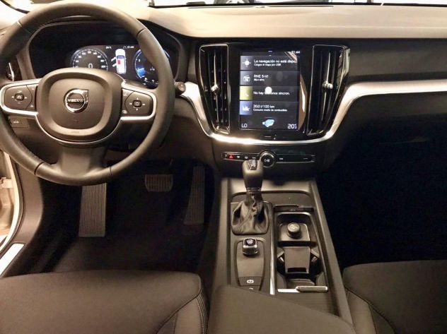 Volvo V60 T6 310cv AWD Momentum AUT. - Foto 5