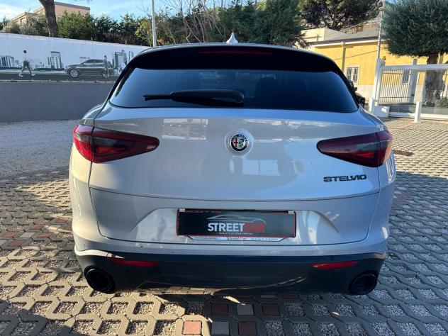 Alfa Romeo Stelvio 2.2 TDI 190 cv Sprint - Foto 4