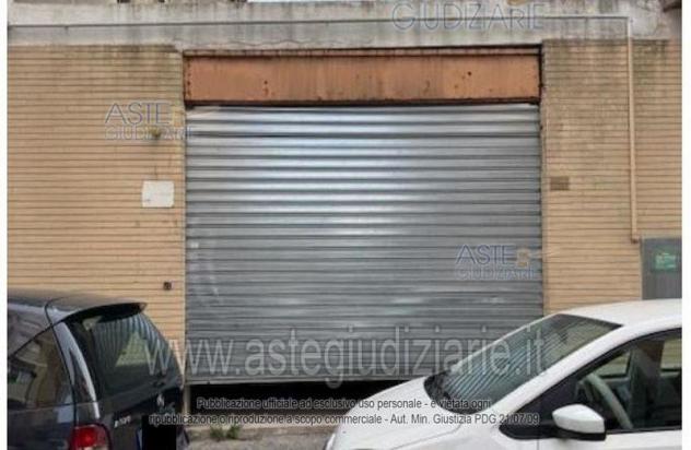 IMMOBILI-IMMOBILE COMMERCIALE-Via Seneca, 21, 65127 Pescara PE, Italia