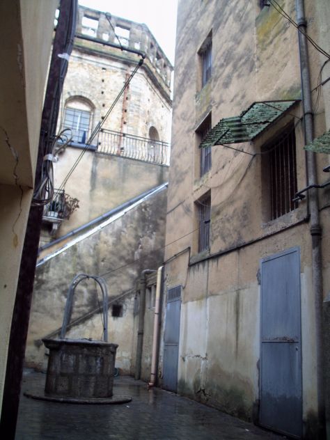 EDIFICIO MULTIPIANO IN VIA S.S. SALVATORE 12, A CALTAGIRONE (CT) - Foto 3