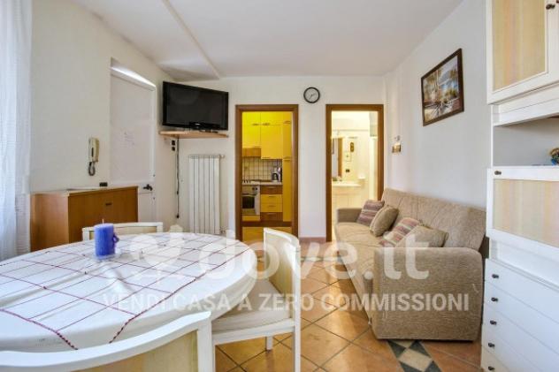 Villa di 500 m² con più di 5 locali in vendita a Maccagno con Pino e Veddasca - Foto 7