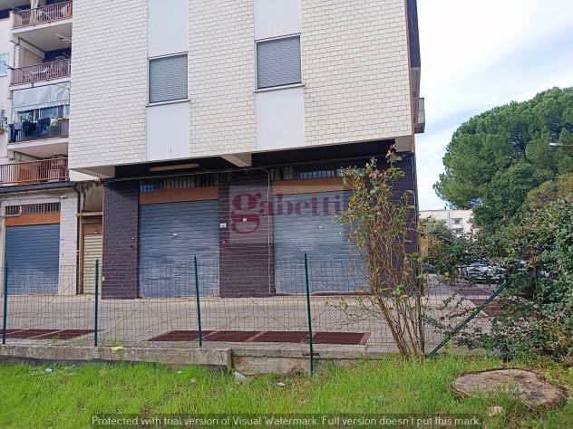 Locale Rende - Foto 2
