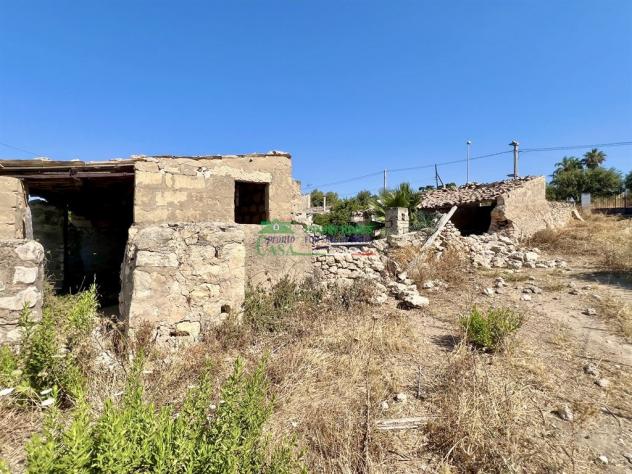 Rif. 2474 - Fabbricati rurali con terreno a marina di Ragusa - Foto 5