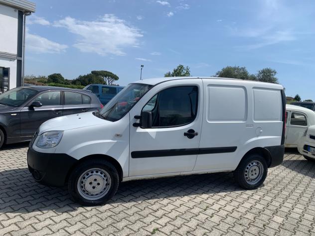 Fiat Doblo Dobl1.3 MJ 16V PC-TN Cargo Lamier. - Foto 3