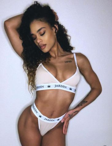😍. APPENA ARRIVATA?️ Una autentica Bomba del piacere x la tua maggiore fantasia erotica ...100% fantastica Massaggi relax. (69 da urlo) - Foto 3 Tel:3793589205
