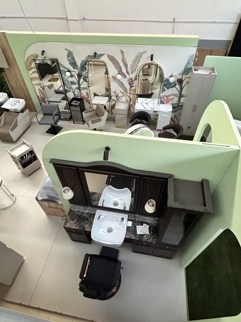 Stand fieristico professionale completo di impianto elettrico e faretti - Foto 3