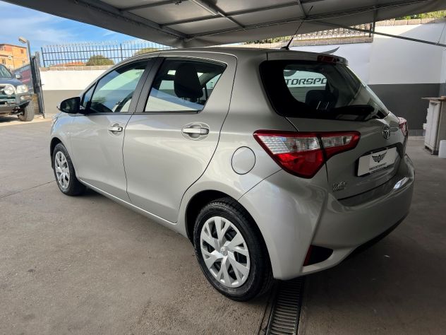 Toyota Yaris 1.0 70 CV 14.000 KM *PREZZO REALE* - Foto 4