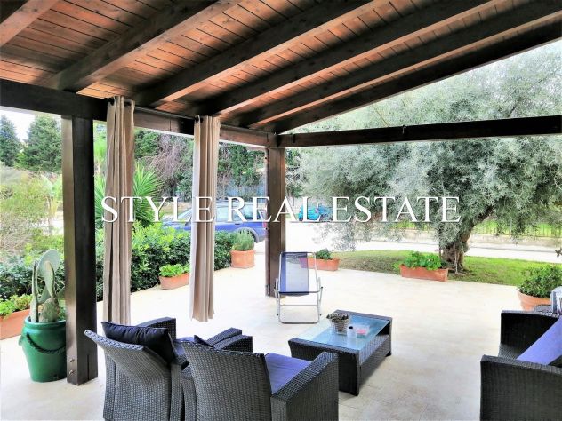 CASALE SICILIANO CON AMPIO GIARDINO IN CITTA' - Foto 3