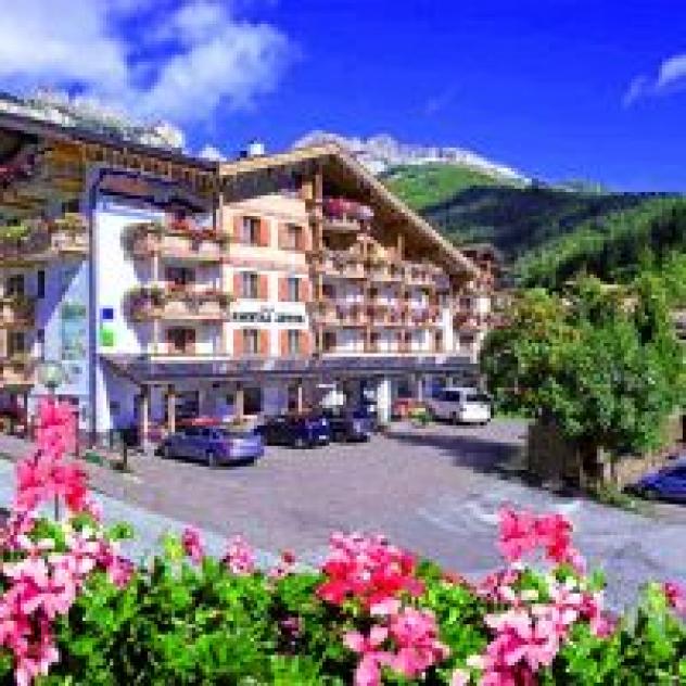 Berg Hotel Latemar Spitze S.r.l. - Foto 4