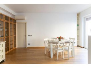 Appartamento di 96 m² con 3 locali in affitto a Milano