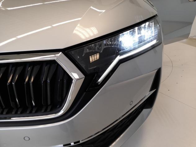 Škoda Octavia 2.0 TDI 110KW EXECUTIVE DSG - Foto 8