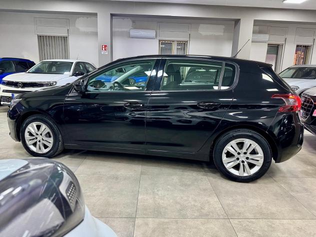 Peugeot 308 1.5 BlueHDi 130cv EAT8 Business 2021 - Foto 4