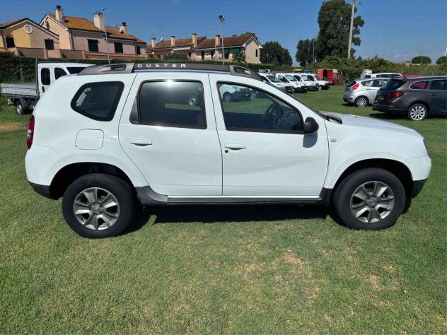 Dacia Duster 1.6 110CV 4x2 GPL Laurte - Foto 3