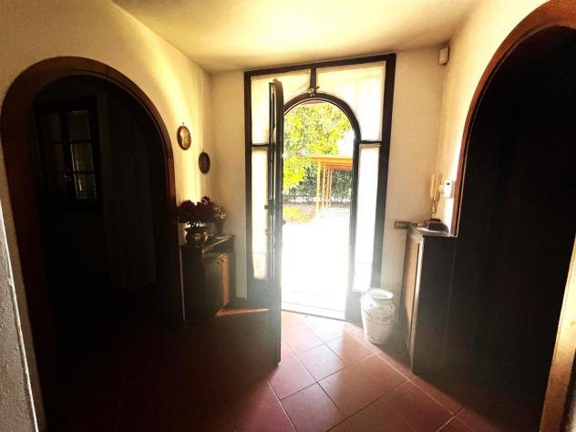VILLINO di 6 vani e di 140 mq (CAMPI BISENZIO) rif. L1307_4 - Foto 10