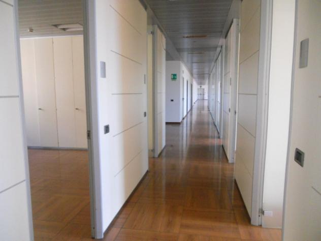 Immobile di 2352 m² con 1 locale in affitto a Lainate - Foto 10