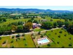 Vendita Rustico casale da 680 mq  con giardino
