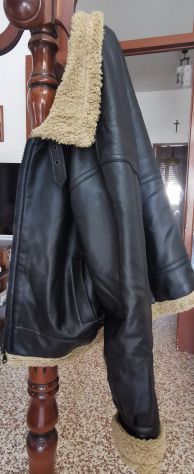 GIUBBOTTO FINTA PELLE NERO CON PELO - Foto 2