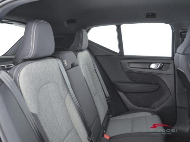 VOLVO XC40 B3 Mild hybrid Benzina Plus Dark rif. 23986869 - Foto 10
