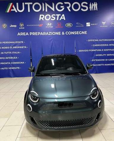 FIAT 500 Electric 42 kWh 320km GIORGIO ARMANI NUOVA DA IMMATRICOLARE - Foto 5