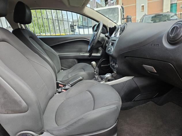 Alfa Romeo MiTo MiTo 0.9 t. t.air Distinctive Sp.Pack s&s 85cv - Foto 7