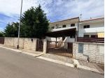 Casamassima: Bifamiliare con box auto. Libera.
