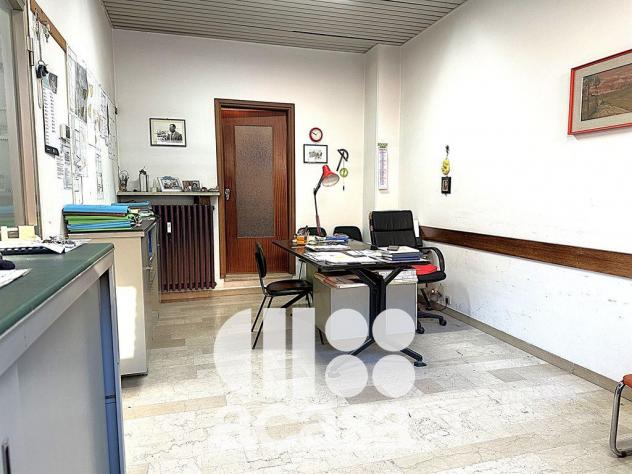 NEGOZIO IN AFFITTO NEL CENTRO CITTA' - Foto 10