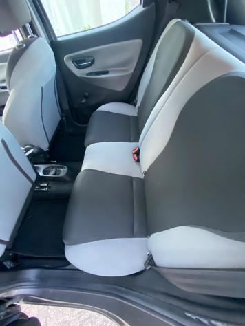 Lancia Ypsilon 1.3 MJT 16V 95 CV 5 porte S&S Silver - Foto 7