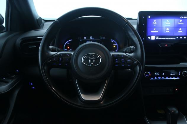Toyota Yaris Cross 1.5H 116 CV E-CVT Trend Cerchi in lega da 17"/Vetri posteriori oscurati/Telecamera posteriore di assistenza al parcheggio - Foto 10