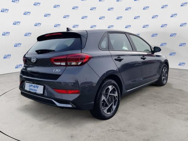 Hyundai i30 1.0 T-GDI DCT 48V Business - Foto 8