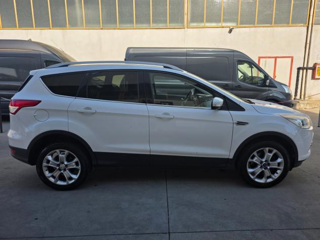 Ford Kuga 2.0 TDCI 150 CV S&S 2WD Business - Foto 3
