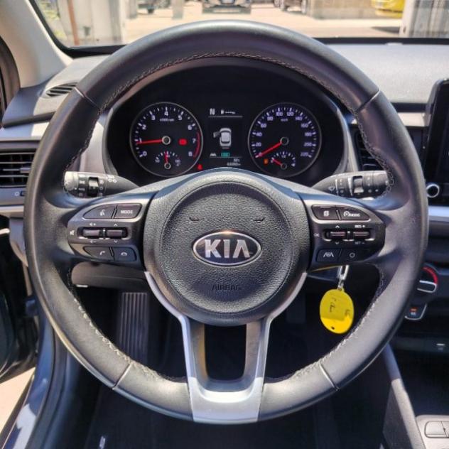 KIA Stonic 1.0 T-GDi MHEV iMT Style rif. 24018870 - Foto 10