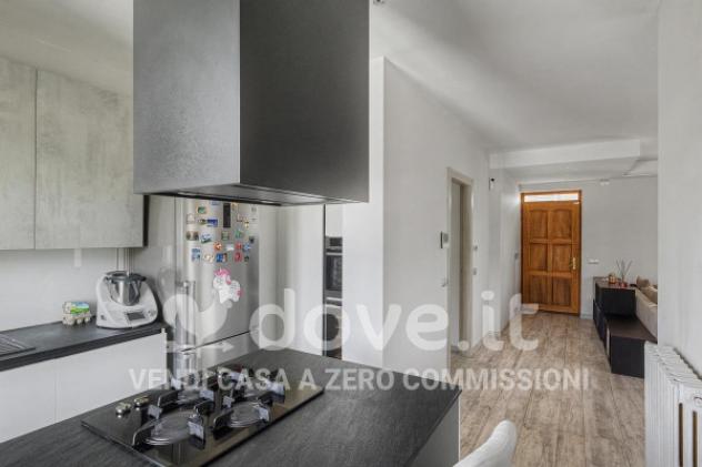 Villa di 110 m² con 3 locali e box auto doppio in vendita a Luino - Foto 5
