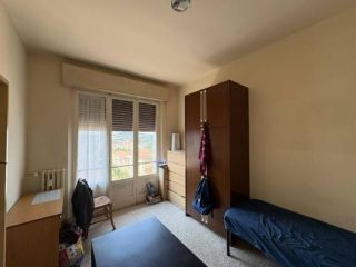Stanza in appartamento in affitto a Siena