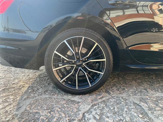 Audi A4 Avant 30 TDI/136 CV S tronic Business Advanced - Foto 8