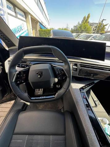 PEUGEOT 3008 Hybrid 136 e-DCS6 GT rif. 24060804 - Foto 8