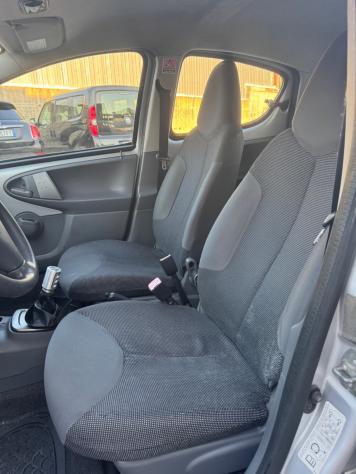 Peugeot 107 1.0 68CV 5p. Plaisir 2Tronic - Foto 10