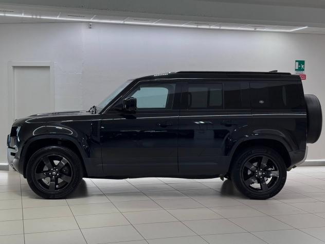 Land Rover Defender (2019) LAND ROVER 110 3.0D I6 250 CV AWD Auto SE - Foto 6