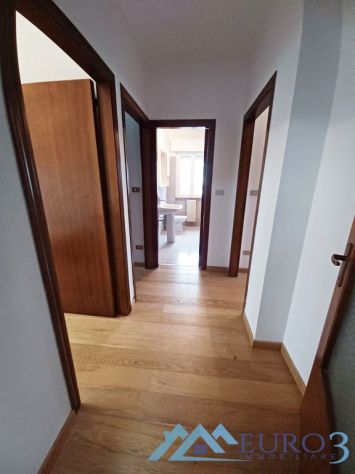 APPIGNANO DEL TRONTO-APPARTAMENTO AMPIA METRATURA CON BALCONE E FONDACO - Foto 7