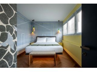 Via Manzoni 25 - Design Suite 53